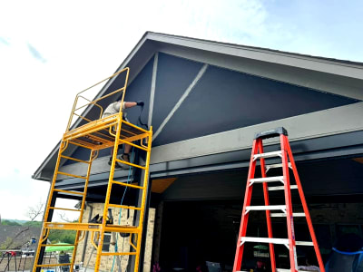 V-Track screen installation near Greenville