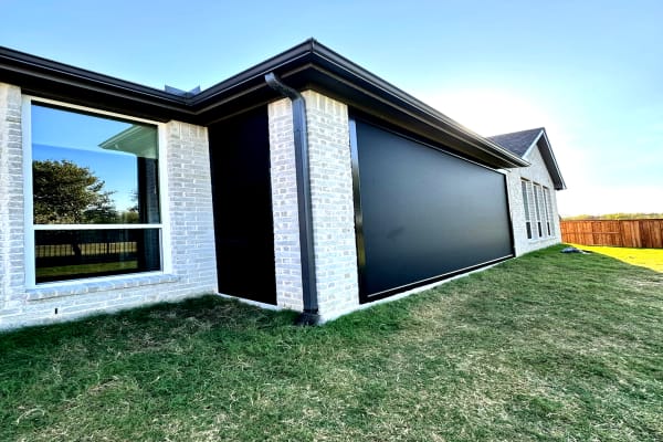 V-Track retractable patio screen near Dallas