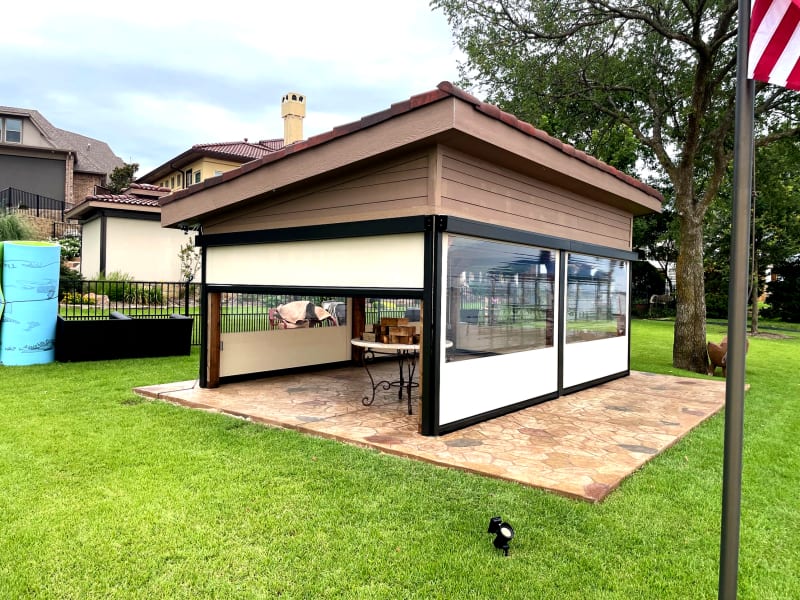 V-Track motorized screen pavilion installation