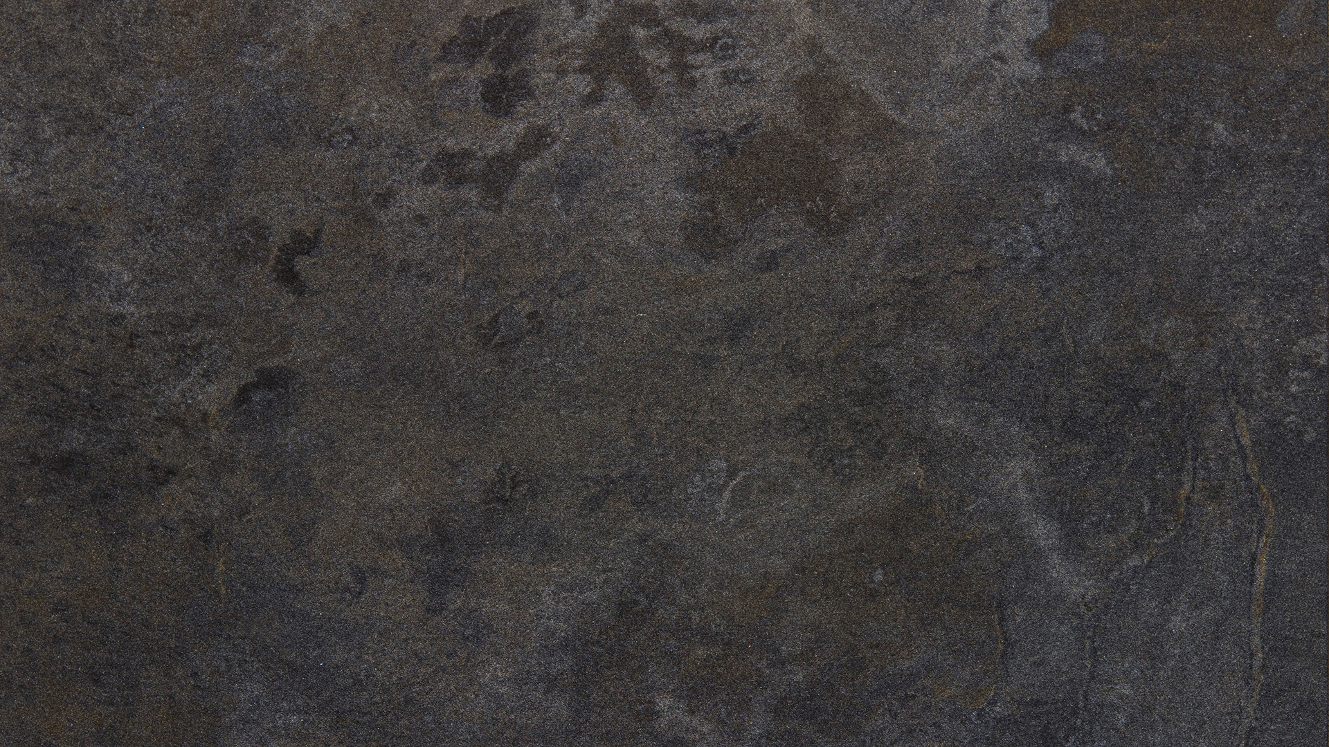Arpa - 2205 Magnetite