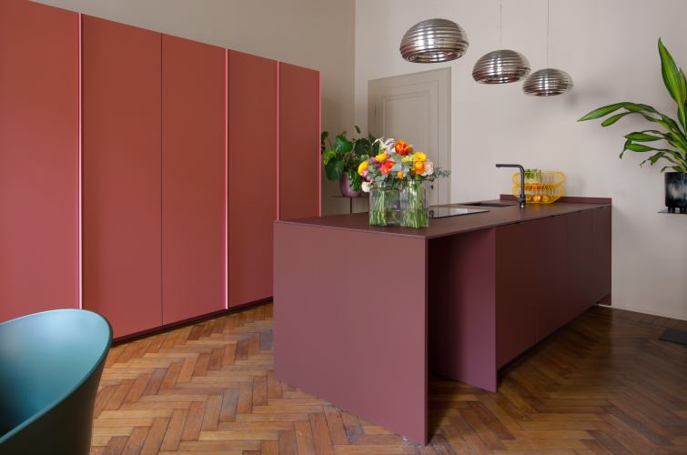 A pink to warm the kitchen and make it more sustainable