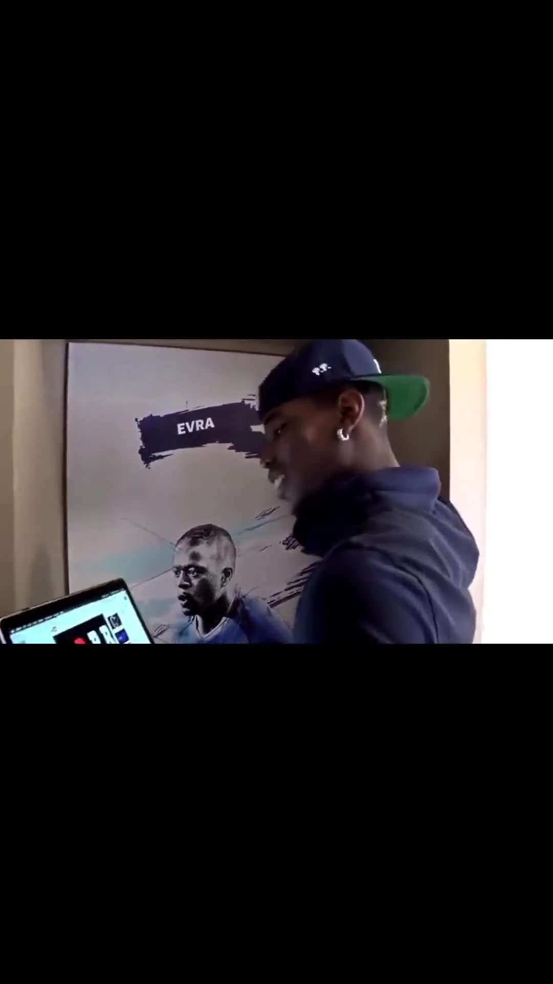 Pogba Knocking on Evra's Door to Music Beat