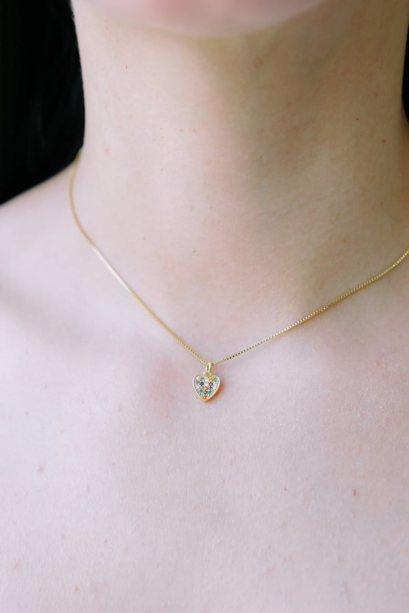Colar Corrente Pingente Coração Colorido banhada a ouro 18k — TK Semijoias