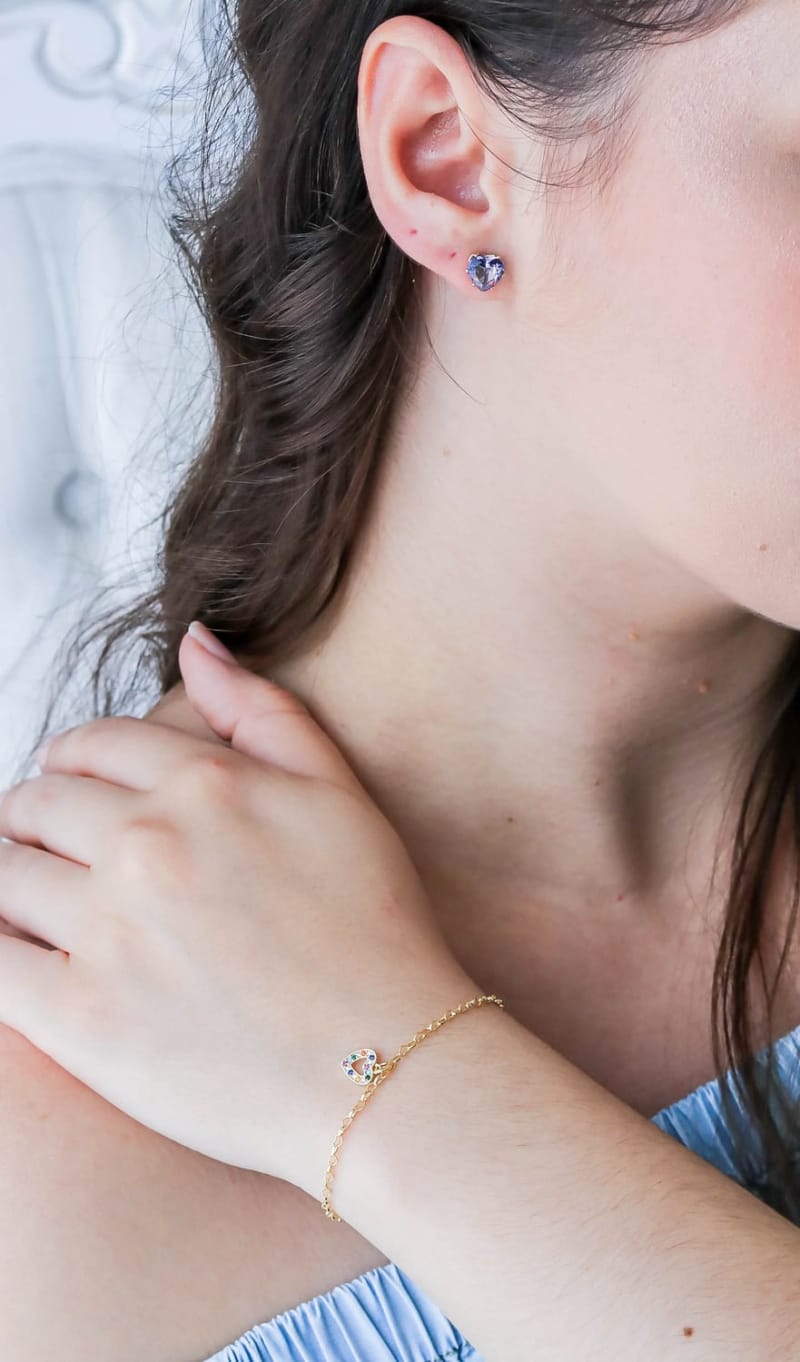 Pulseira Corações com Pingente Cravejado banhada a ouro 18k — TK Semijoias