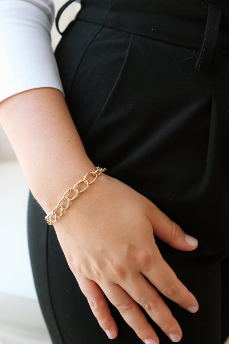 Pulseira Elos Ovais Diamantados Dourada banhada a ouro 18k — TK Semijoias