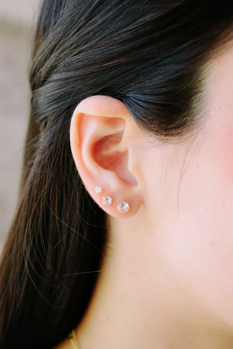 Brinco Trio Solitária Crescente Zircônia banhada a ouro 18k — TK Semijoias