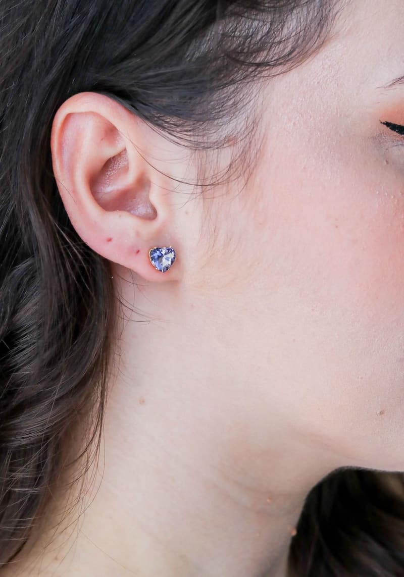 Brinco Coração de Zircônia Cristal G banhada a ouro 18k — TK Semijoias
