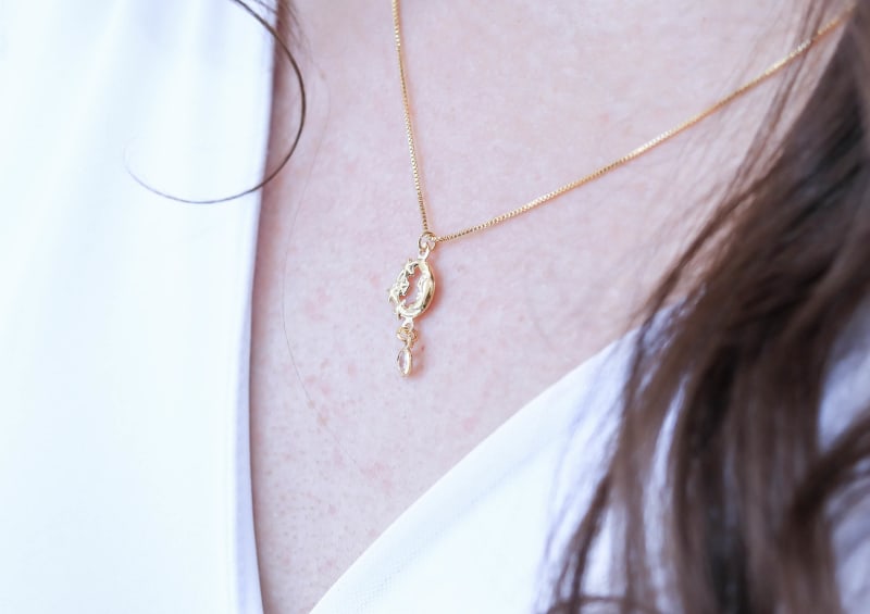 Colar Celestial Lua & Estrela com Zircônia banhada a ouro 18k — TK Semijoias