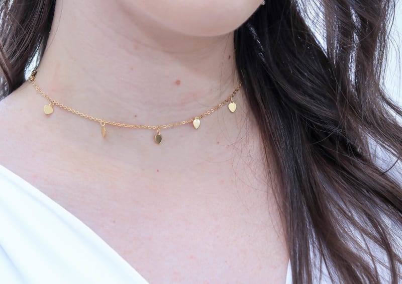 Colar Chocker Americana Corações Dourados banhada a ouro 18k — TK Semijoias