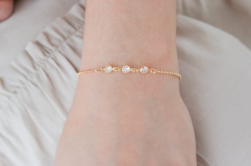 Pulseira Esferas com Elos & Zircônia banhada a ouro 18k — TK Semijoias