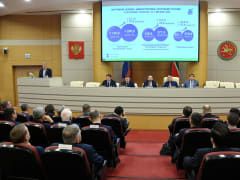 Марат Сафиуллин: налоговые поступления Татарстана за 9 месяцев 2025 года составили 1 триллион 201 млрд рублей