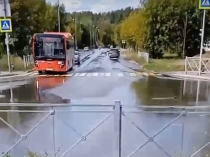 Казанский поселок топит третий день