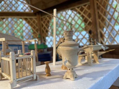 Острый глаз: челнинец создает миниатюры из дерева