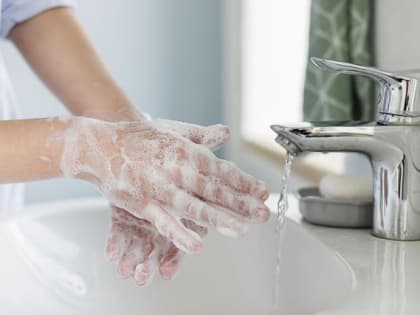 Защита от инфекций: татарстанцам ответили, как правильно мыть руки
