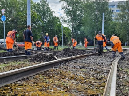 Рафаэль Игтисамов: «Шпалы меняют на разных участках, иногда по 3 шпалы и по 5»