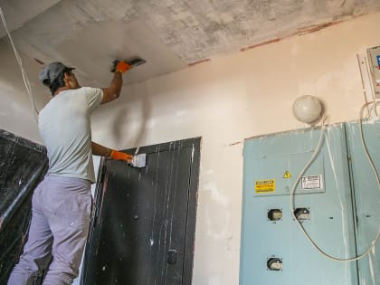 В Нижнекамске приступили к ремонту и отделке квартир на Вахитова, 11