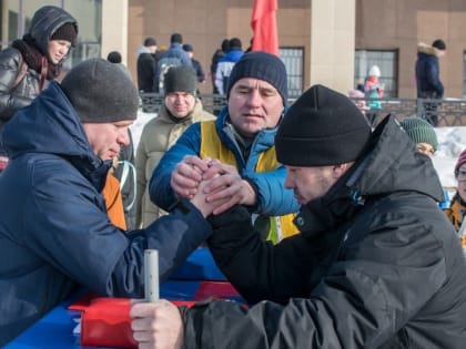 Смекалка и выносливость: соревнования челнинских отцов