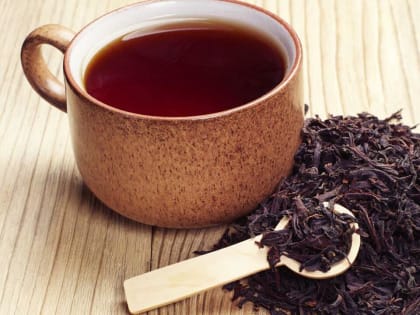 Вреднее сотни сигарет: любимый россиянами чай объявлен смертельно опасным — а мы сами лакаем и детей травим