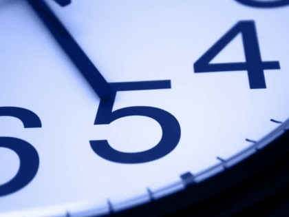 Сегодня у жителей республики сокращенный рабочий день