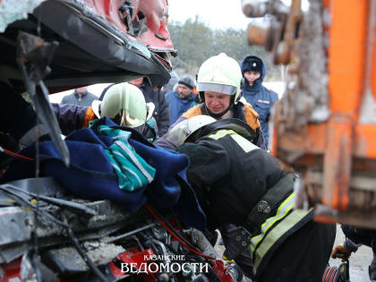 «Возьмем на заметку»: в ГИБДД Татарстана призвали сообщать о возможных опасностях на пути детей