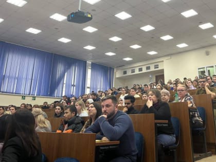 Ульяновских студентов пригласили на работу в инфекционку Набережных Челнов