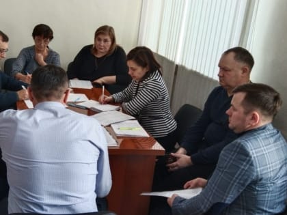 В Нурлатском районе прошло заседание балансовой комиссии с участием представителей сельхозорганизаций и глав фермерских хозяйств