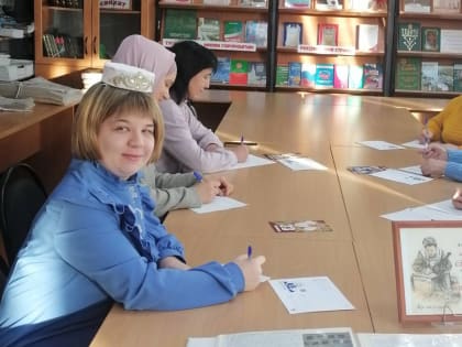Служащим солдатам пишут и отправляют письма