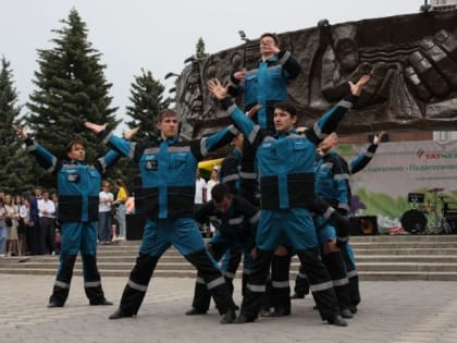 В Лениногорске юным интеллектуалам вручили премии, а будущим первоклассникам - портфели