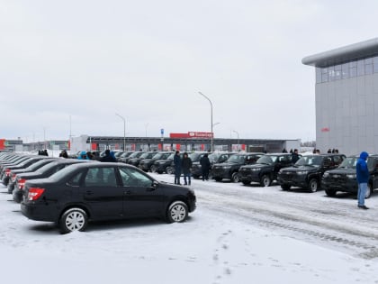 Церемония вручения автотранспортных средств