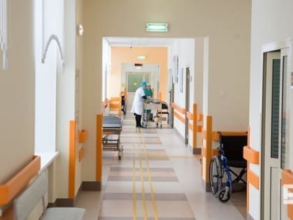 В Санкт-Петербурге почти сто человек оказались в больнице после отравления готовой едой
