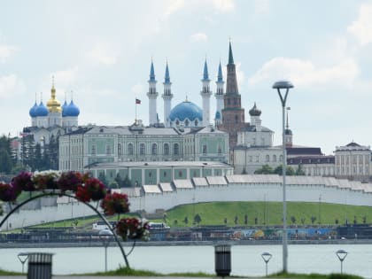 Дмитрий Медведев прибыл в Казань