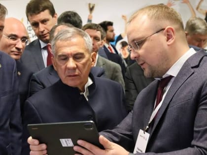 Минниханов уступил Собянину в национальном рейтинге губернаторов России