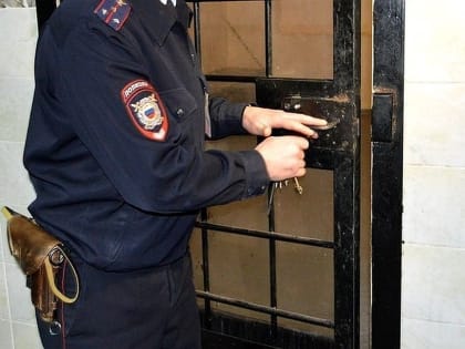 Житель Ульяновска устроил стрельбу в офисе, где раньше работала его жена