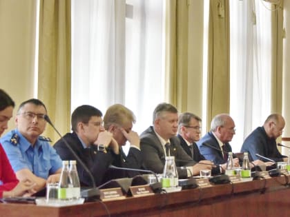 Реализацию республиканского Закона о бесплатной юридической помощи обсудили на заседании Президиума Госсовета