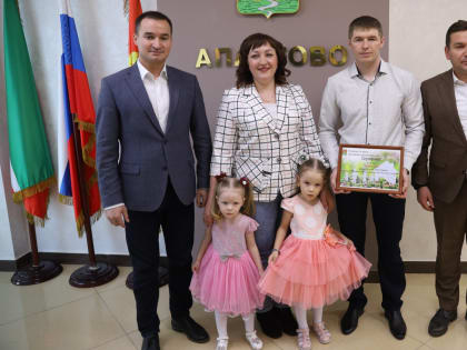 Молодые семьи Татарстана могут подать заявку на безвозмездную субсидию на покупку жилья до 30 апреля