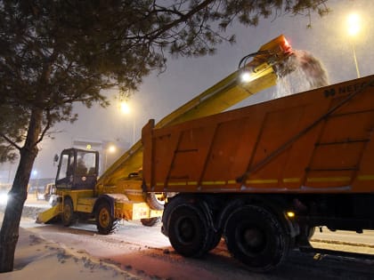 За прошедшие сутки с казанских улиц вывезли 11,8 тысячи тонн снега