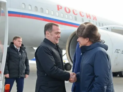 В Казани Дмитрий Медведев провел совещание на пороховом заводе