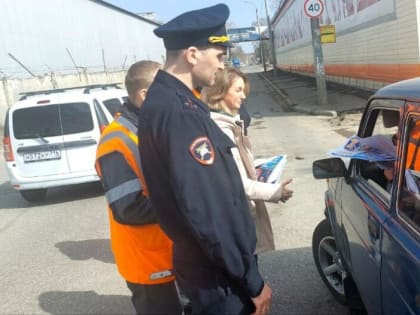 В Казани автоинспекторы напомнили водителям правила проезда ж/д путей