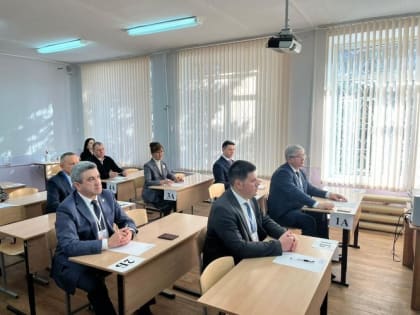 Министр образования и науки Татарстана сдал ЕГЭ по русскому языку