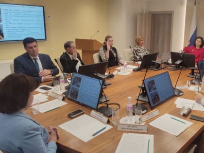 Обсуждение целей Министерства труда и социальной защиты РТ на 2025 год