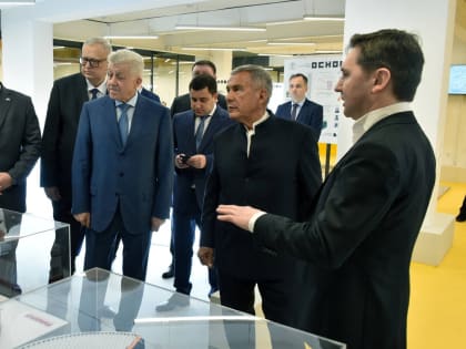 Рустам Минниханов посетил образовательный центр в КГАСУ