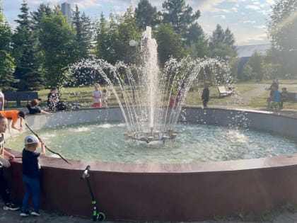 В Казани завершили реконструкцию фонтана в парке Петрова