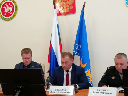3 апреля в администрации Рыбно-Слободского района состоялось расширенное заседание комиссии по обеспечению безопасности дорожного движения