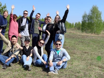 Коллектив Минюста посадил 500 саженцев в рамках международной акции «Сад памяти»