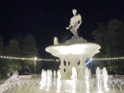 В казанском Саду рыбака полноценно запустили новый фонтан