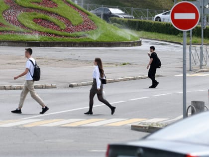 На улице Петербургской сбили 13-летнюю девочку