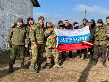 Линар Закиров навестил бугульминских военнослужащих в зоне СВО