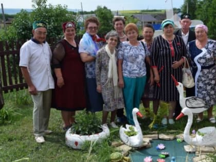 Пенсионеры района в гостях в деревне Каклы-Куль