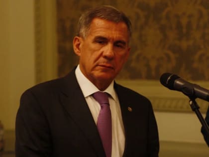 Минниханов призвал следить за безопасностью в День республики