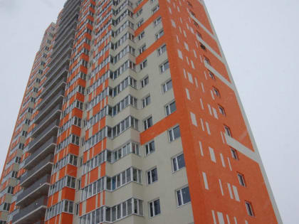 Полицейские спасли казанца, угрожавшего спрыгнуть с балкона